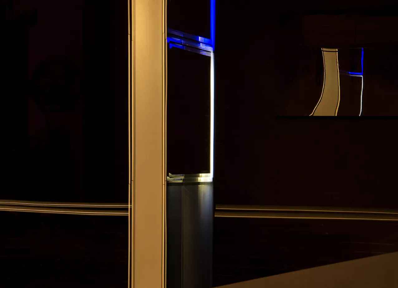 Window on Reflection 2982